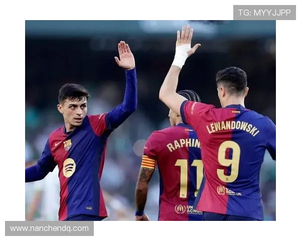 穆勒表示若弗里克亲自邀请自己将认真考虑加盟巴塞罗那重启职业新篇章 穆勒表示若弗里克亲自邀请自己将认真考虑加盟巴塞罗那重启职业新篇章